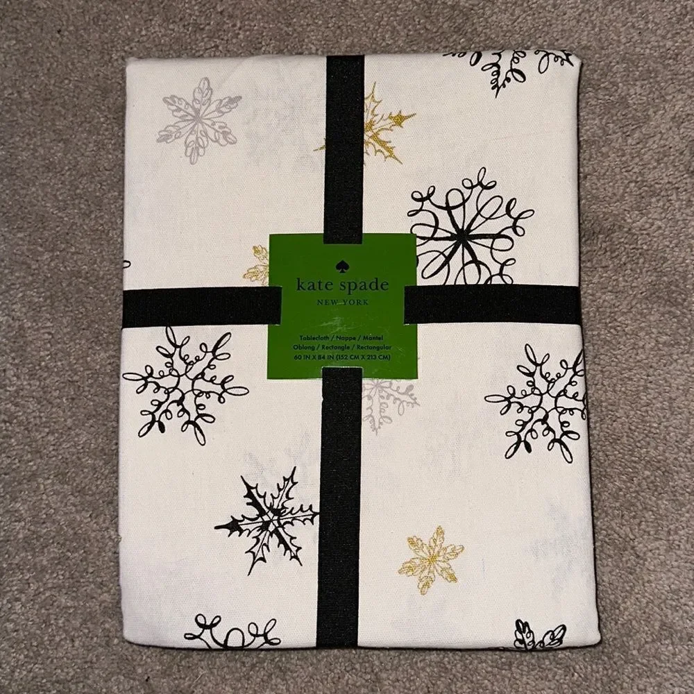 Kate Spade New York Oblong Tablecloth!